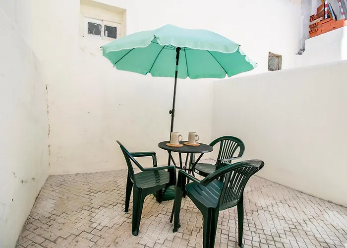 Charming Santos Wpatio * Lisboa