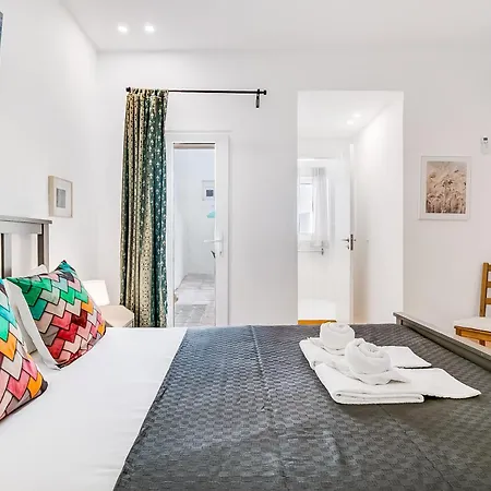 Charming Santos Wpatio * Lisbon